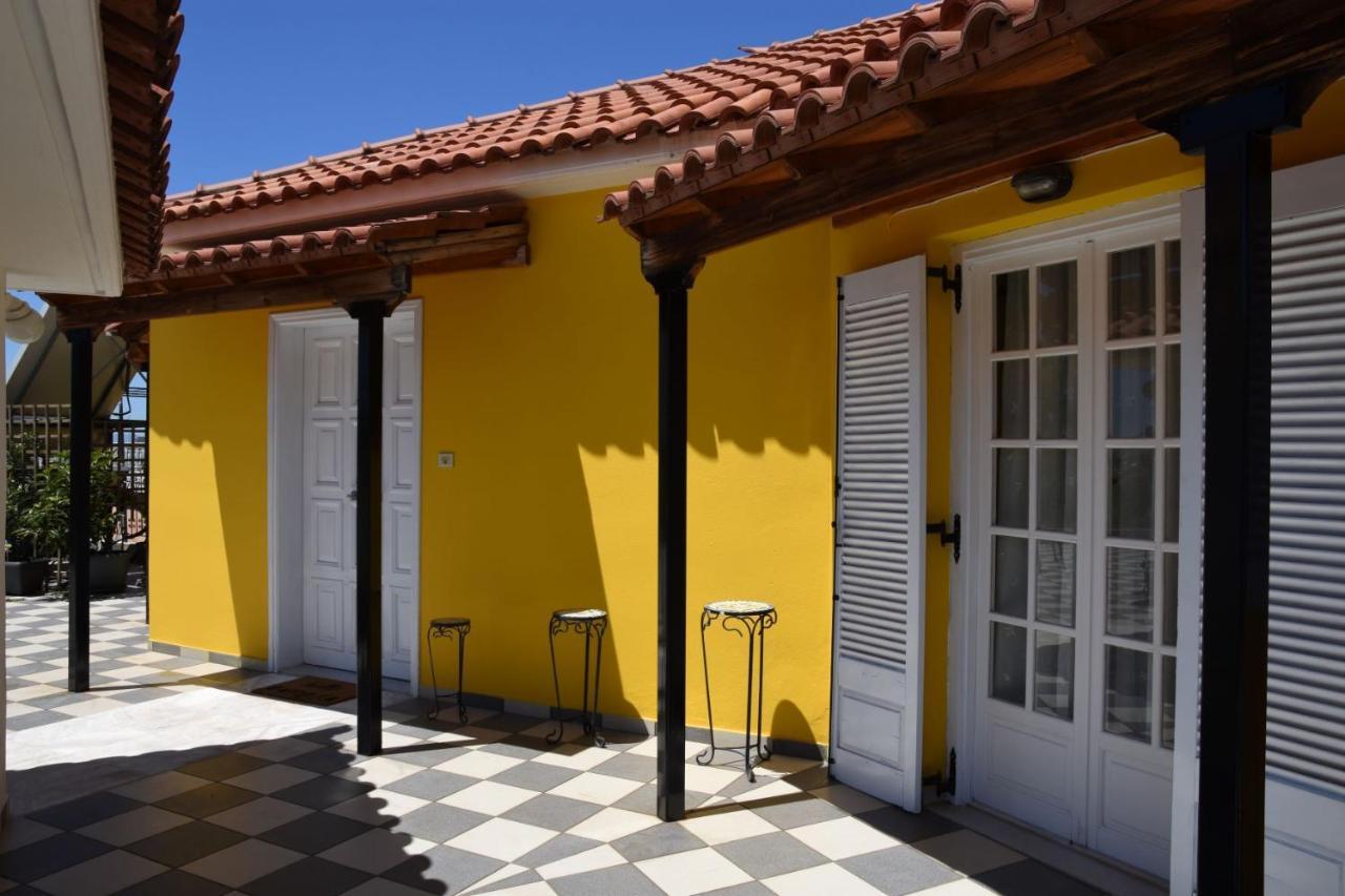 The Yellow Art Home กาลามาตา ภายนอก รูปภาพ