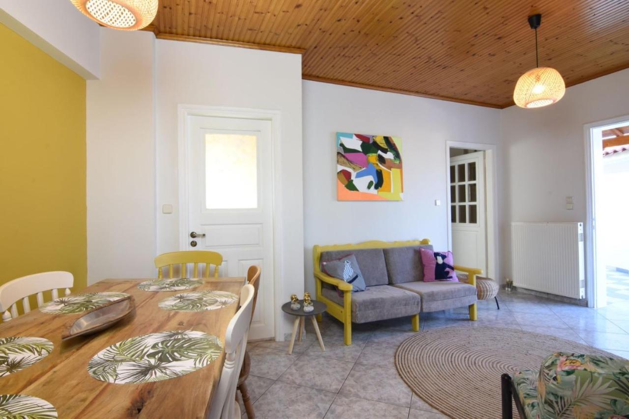 The Yellow Art Home กาลามาตา ภายนอก รูปภาพ